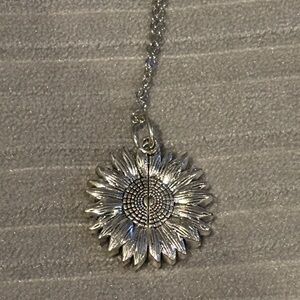Silver Sunflower Pendant Necklace